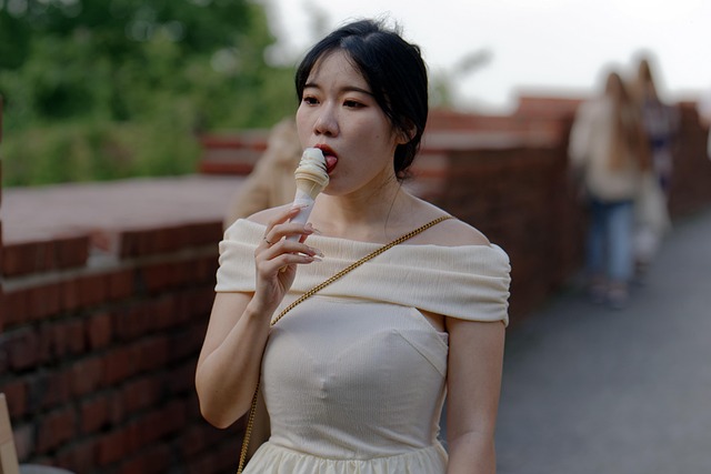 急！男友首次戀愛過于上頭，我該怎么委婉提醒，在線等！