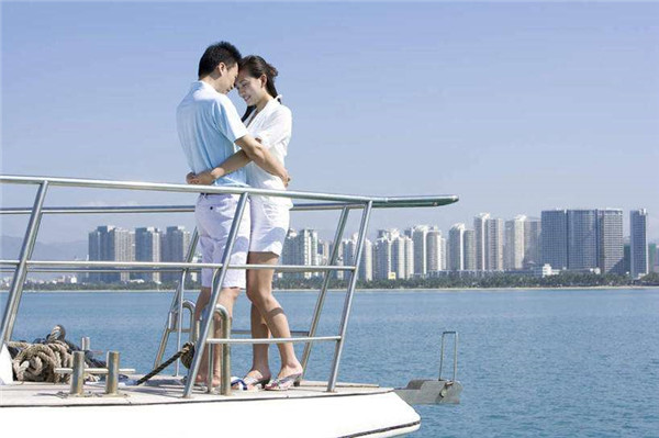 女生更容易戀愛腦？女生什么行為屬于戀愛腦？