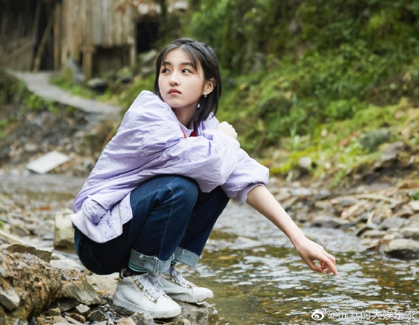 張子楓與被拍女生同一小區(qū)