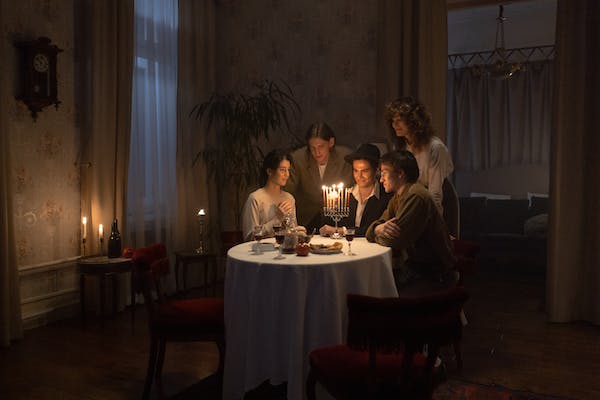 生育和婚姻解綁即將施行？！未婚先孕從此不必再躲藏...