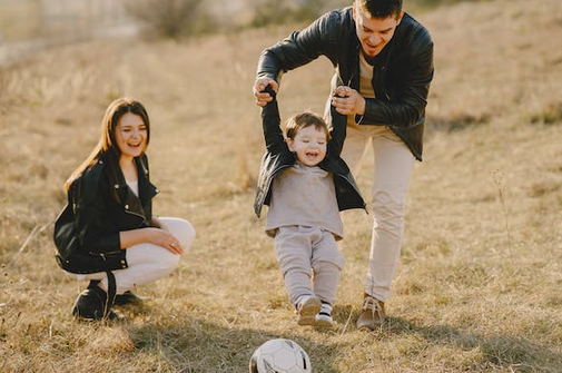 妻子出軌男人正確處理方式是什么？揭秘維護婚姻的秘籍！
