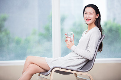 表達被老婆冷落后心情壓抑的句子