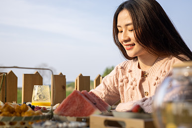 難以控制地焦慮，沒動(dòng)力，內(nèi)心傾向于討好別人，怎么辦？